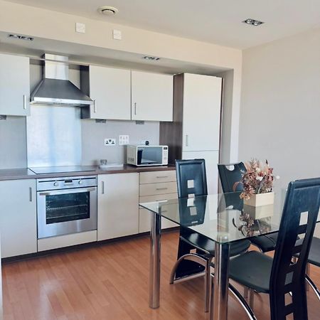 Modern Two Bedroom Apartments Edinburgh Ngoại thất bức ảnh