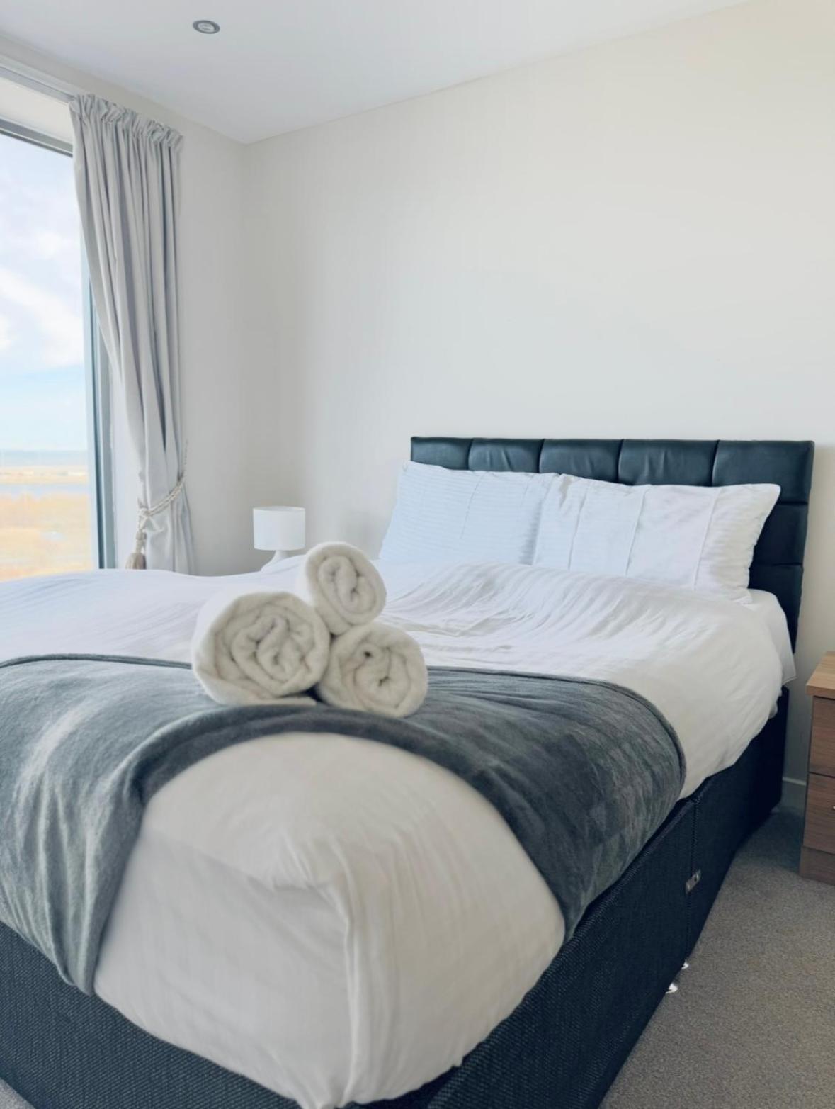 Modern Two Bedroom Apartments Edinburgh Ngoại thất bức ảnh
