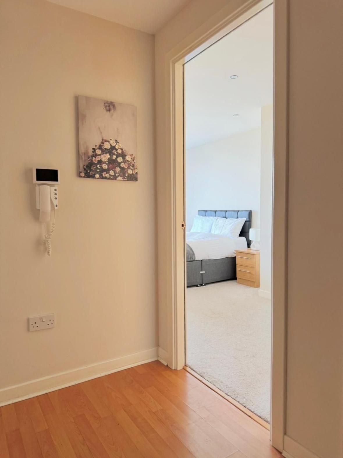 Modern Two Bedroom Apartments Edinburgh Ngoại thất bức ảnh