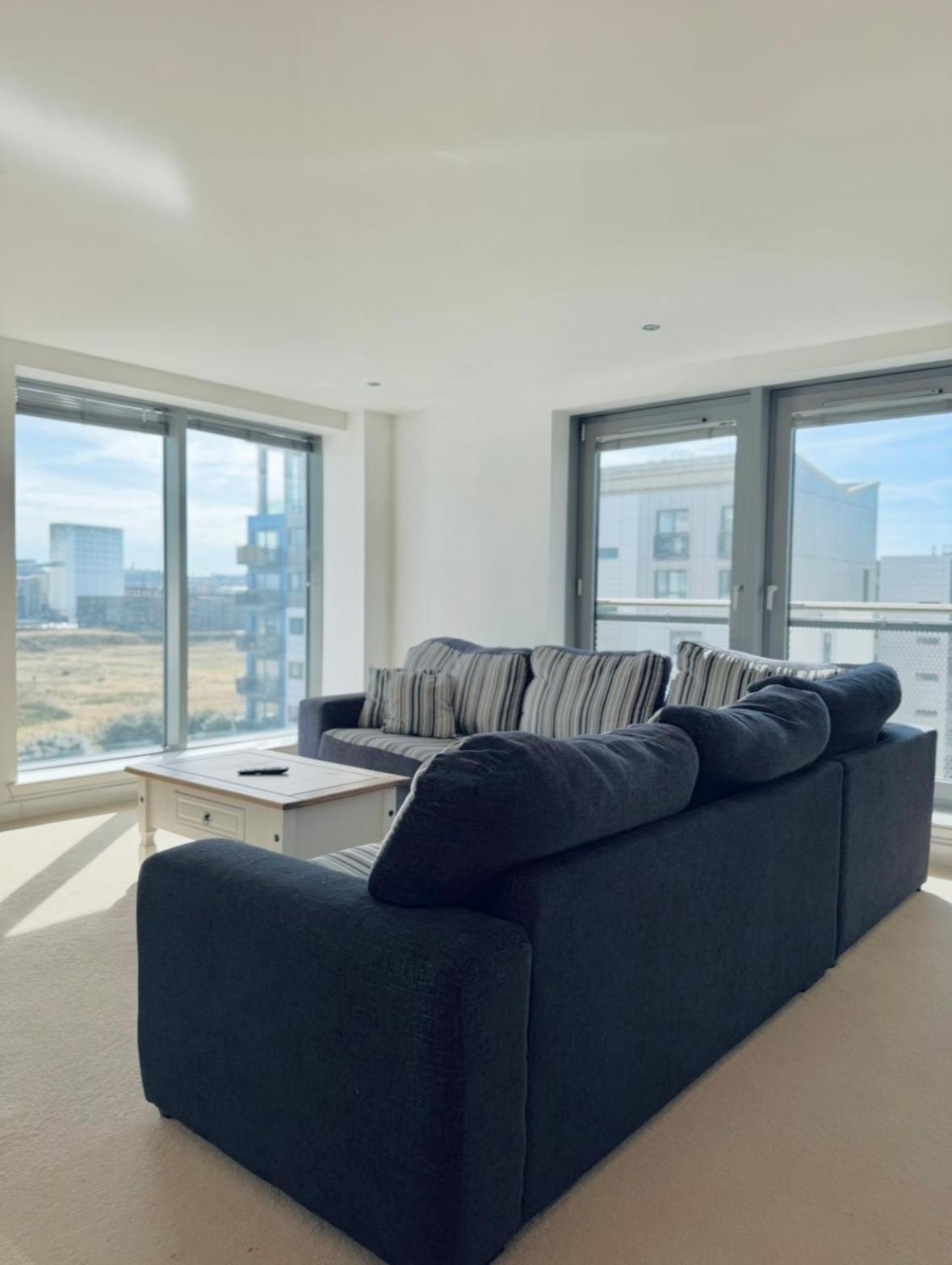 Modern Two Bedroom Apartments Edinburgh Ngoại thất bức ảnh