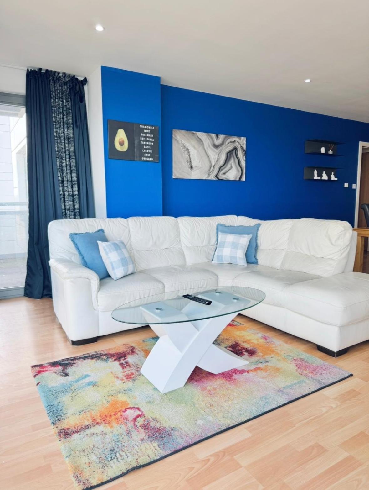 Modern Two Bedroom Apartments Edinburgh Ngoại thất bức ảnh
