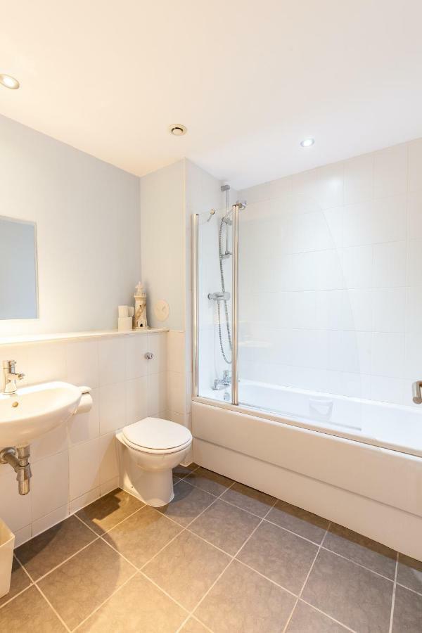 Modern Two Bedroom Apartments Edinburgh Ngoại thất bức ảnh